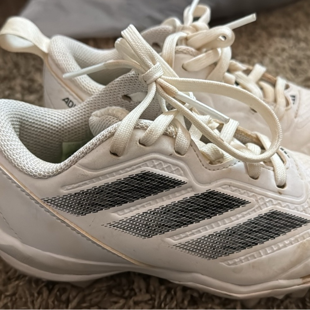 adidas Cream and Black Low-Top Sneakers